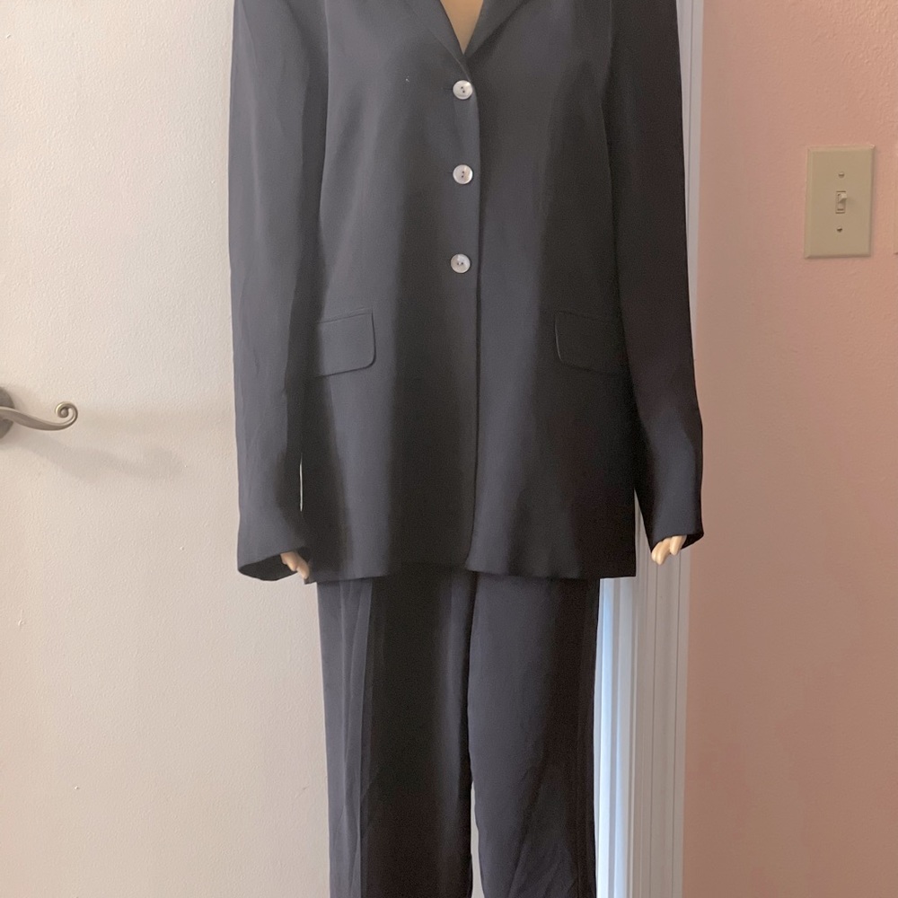 Women’s Suits